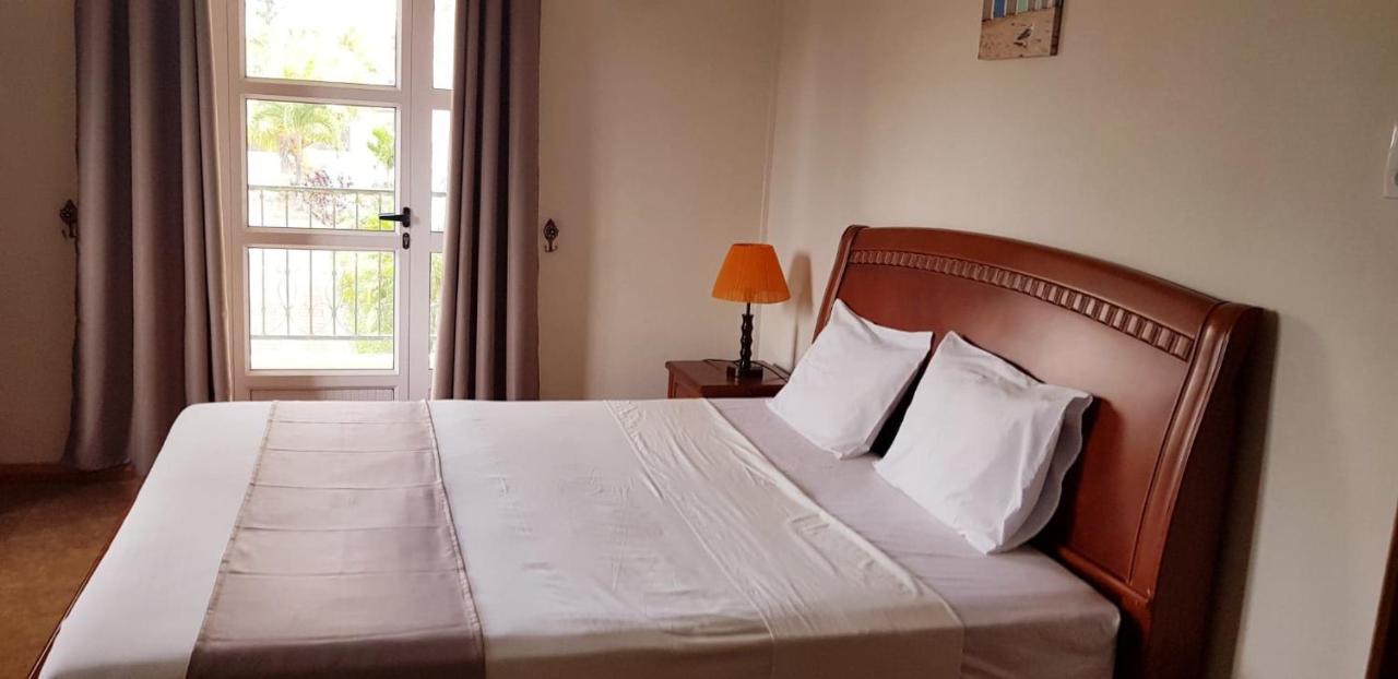 Paradise Hill Grand Baie Bagian luar foto