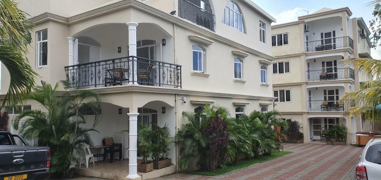 Paradise Hill Grand Baie Bagian luar foto